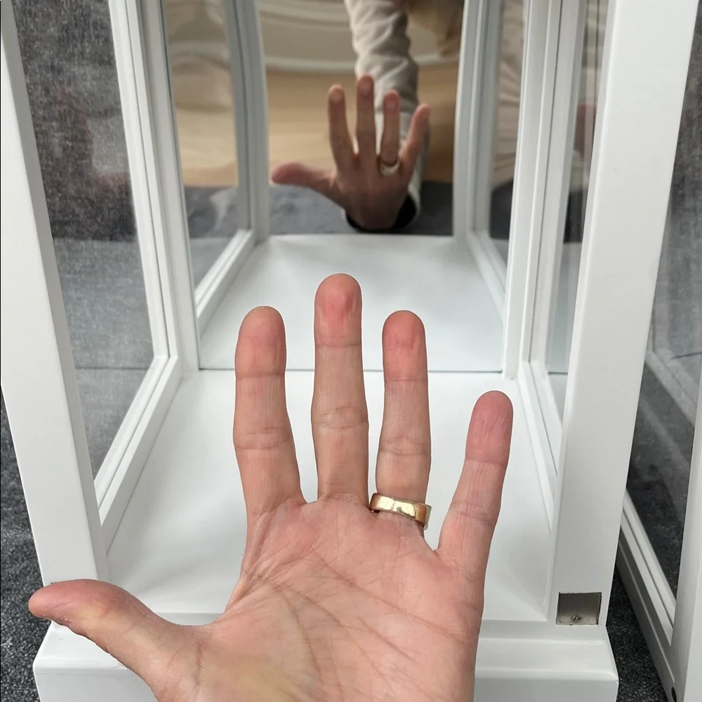 White Wooden Display Case with Mirrored Back - Picture 6 of 15